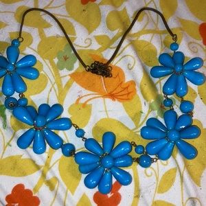 Vintage Turquoise / Aqua flower necklace. MOD!